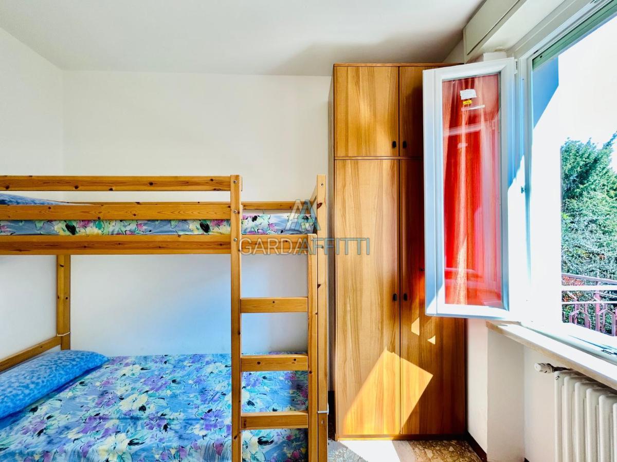Ares Apartment - Vicino Al Lago Di Garda E Alla Stazione Treno Desenzano del Garda Exterior foto